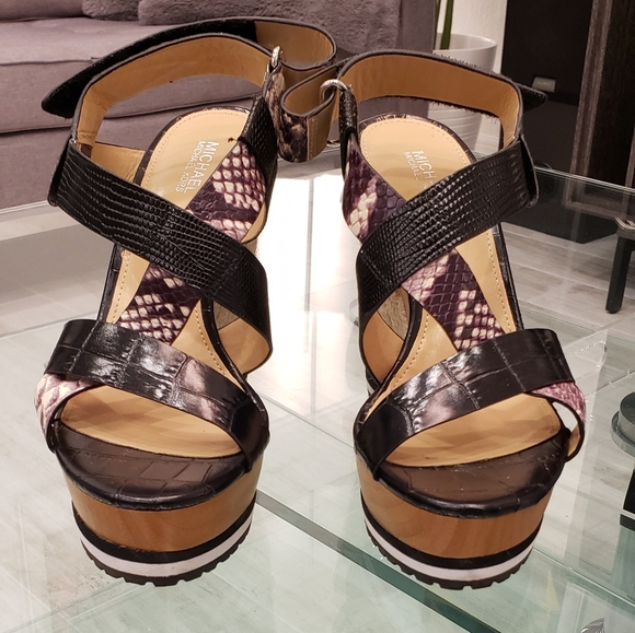 EUC - Michael Kors mixed media, snakeskin and croc leather wedge platform sandal - Picture 3 of 11
